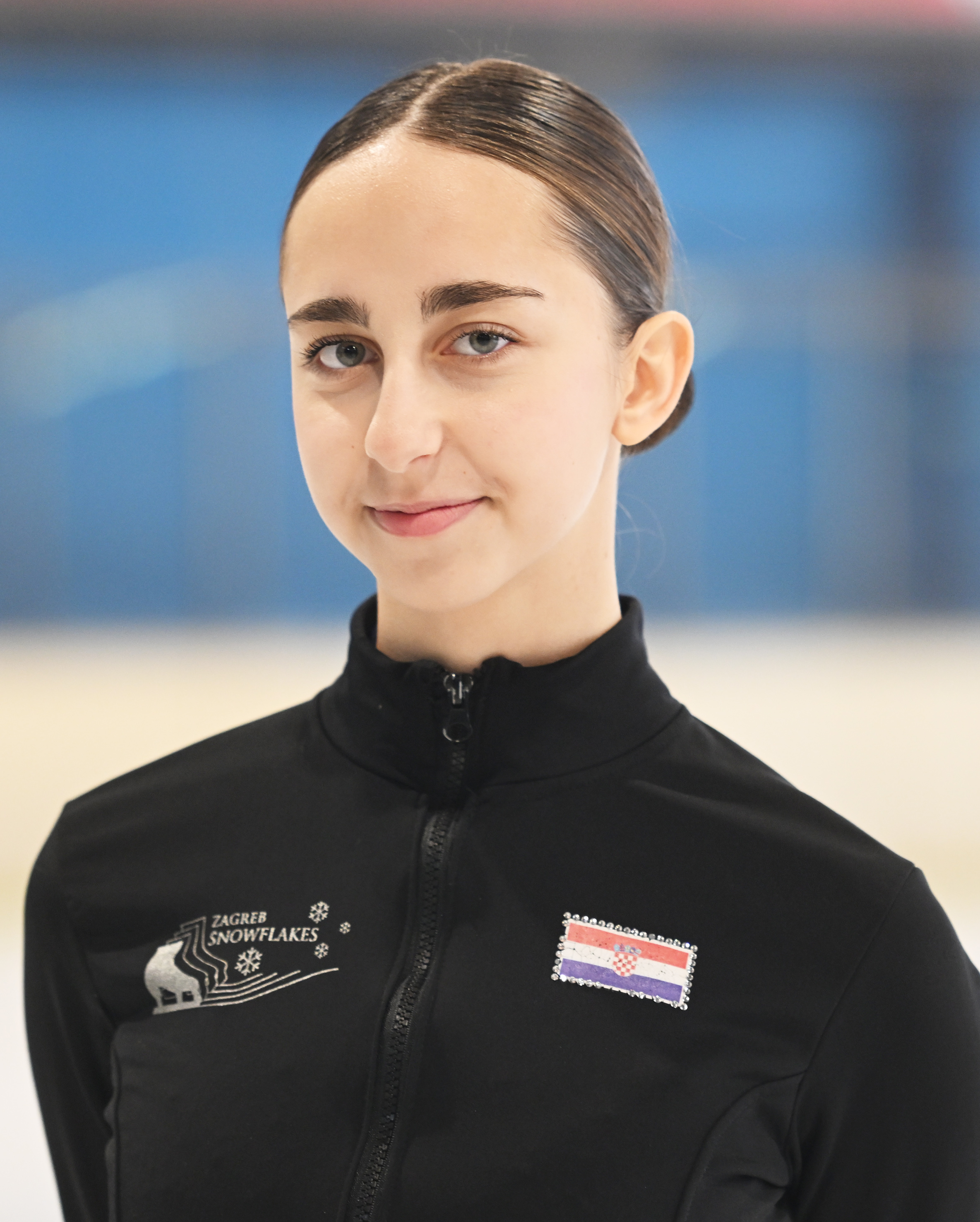 Ela ZMISLJA