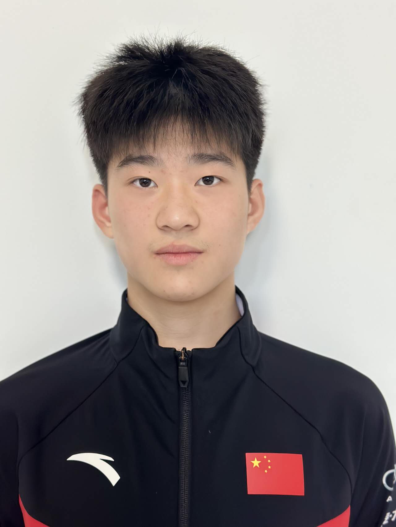 zhangyang826 🇨🇳🏀 18yo Zhang Ziyu (7'5”/2.26m) made her SENIOR DEBUT at