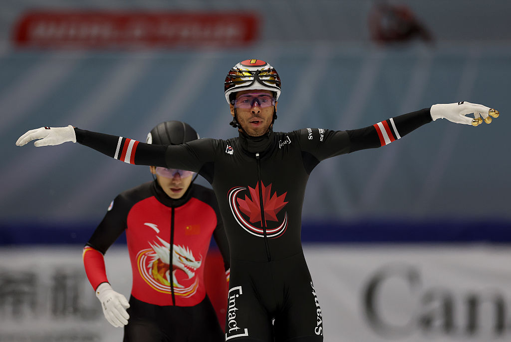 Dandjinou makes a statement with double gold in Montreal 