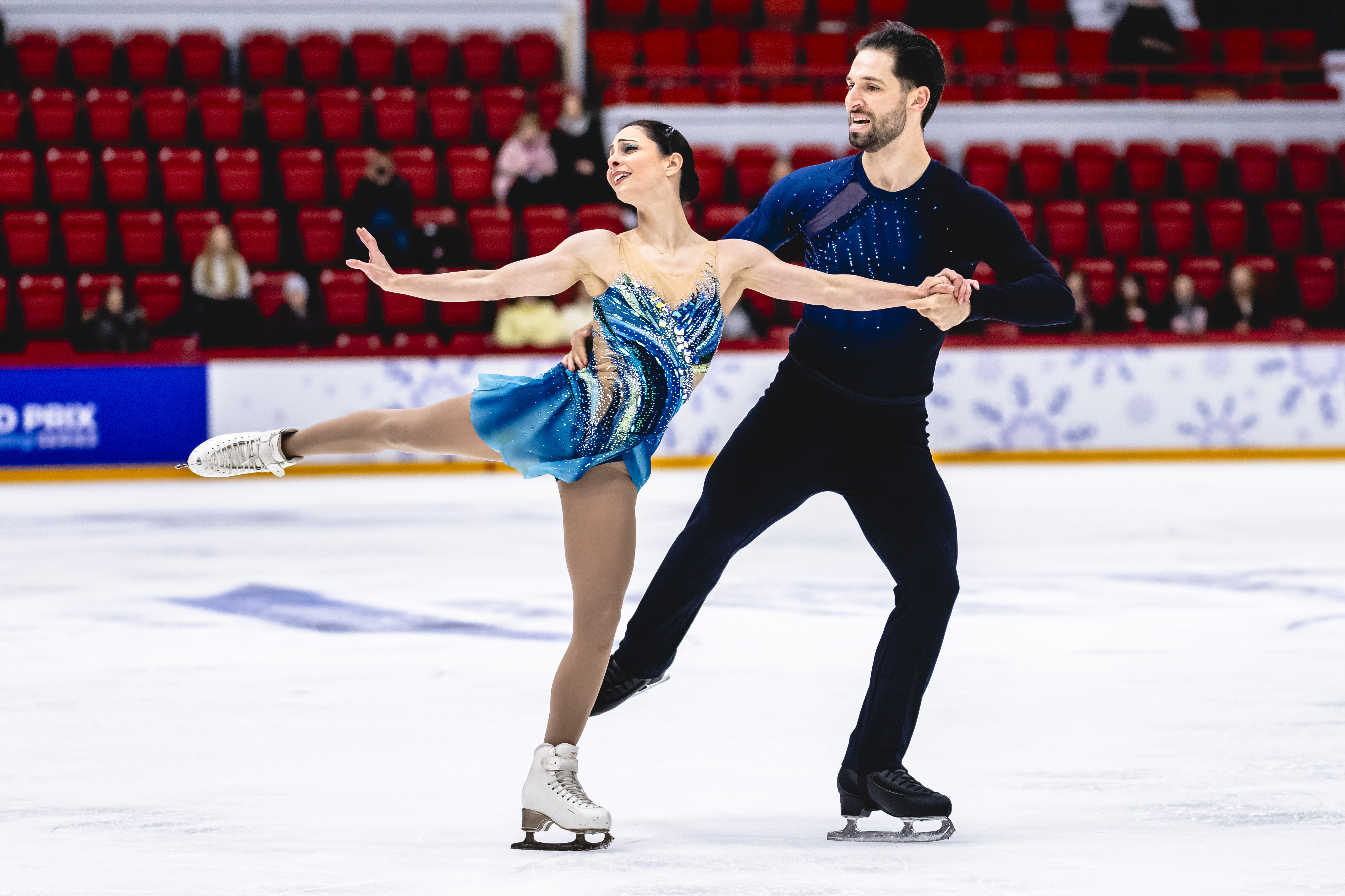 Stellato-Dudek/Deschamps (CAN) float to gold in Finlandia Trophy 