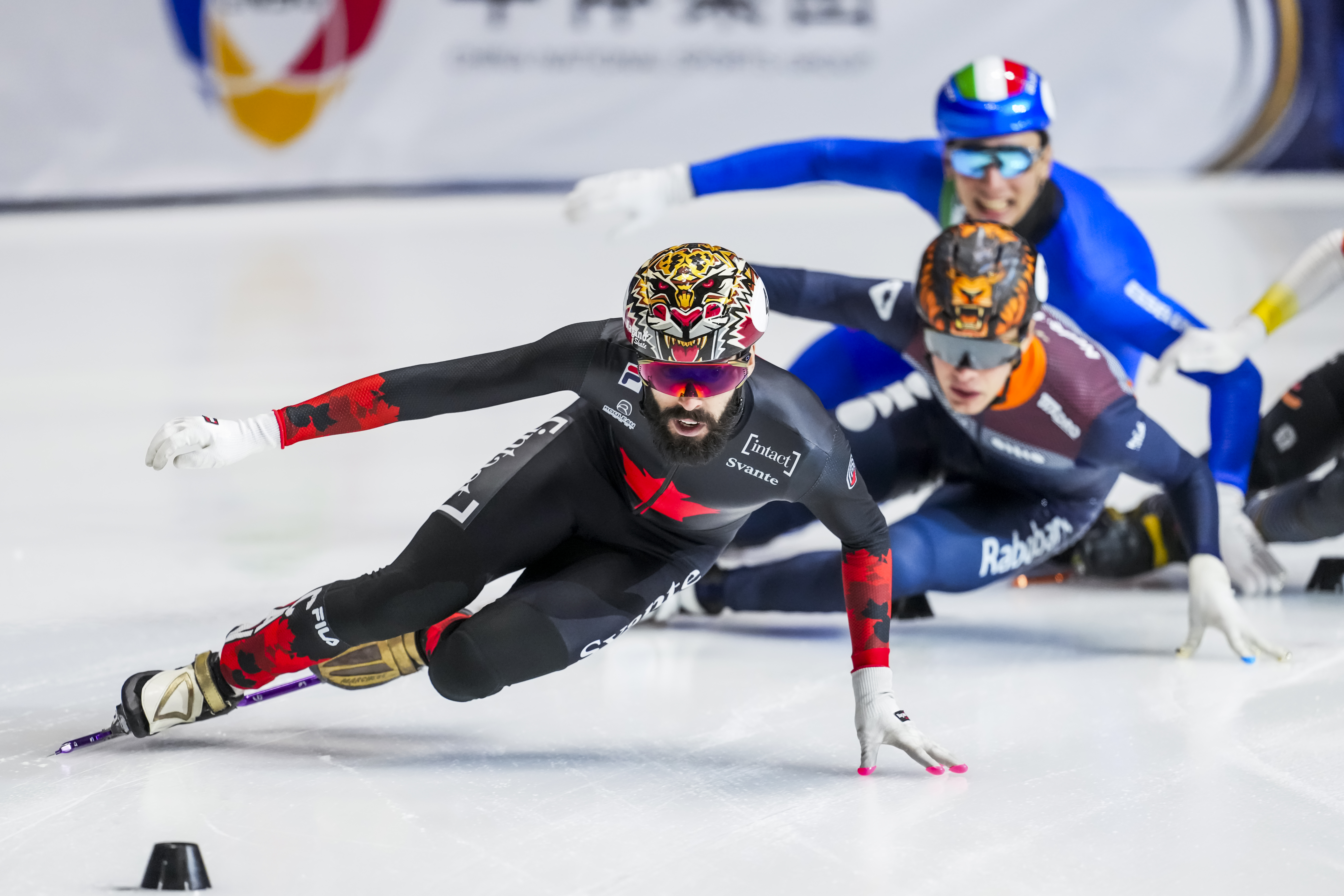 Canadian men deliver golden finale, while Rim stuns with 1000m gold