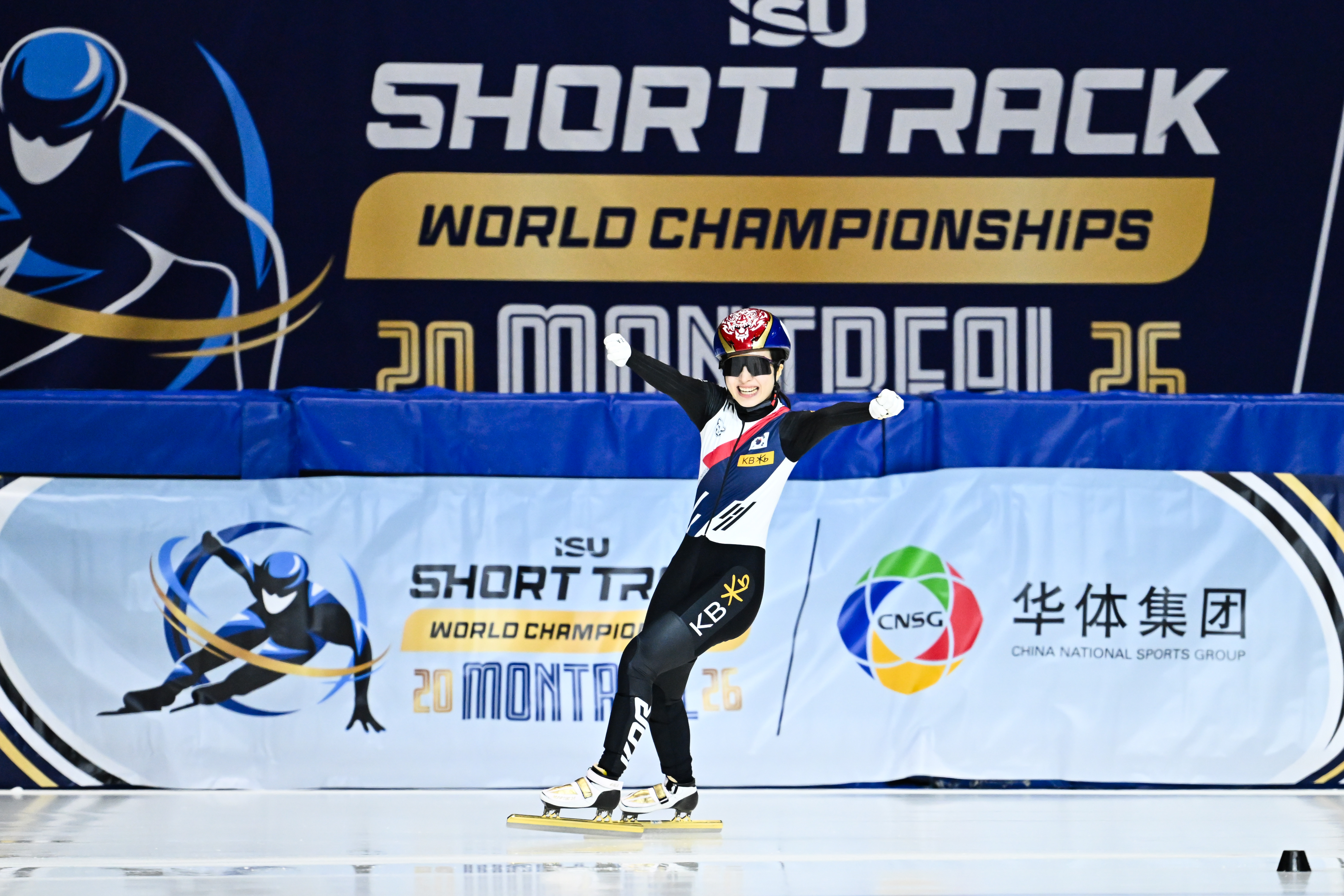 Kim wins 1000m showdown with Velzeboer, but Dutch strike back in 3000m Relay