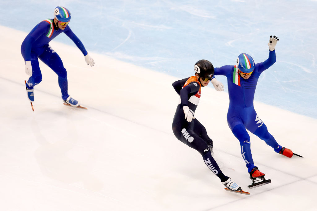 Sighel strikes back on special Short Track Sunday for Italy 