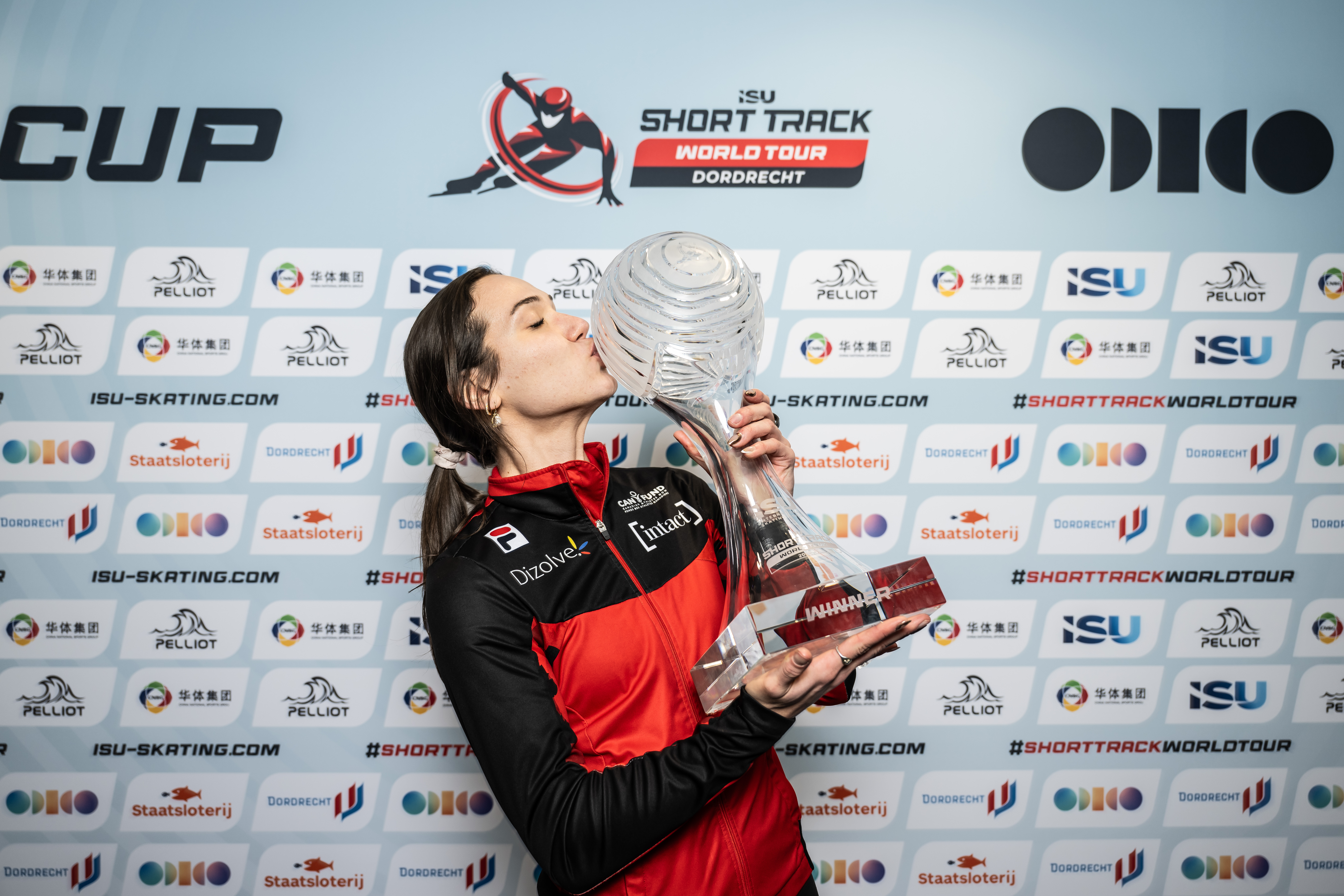 Sensational Sarault seals Crystal Globe on golden day for Canada