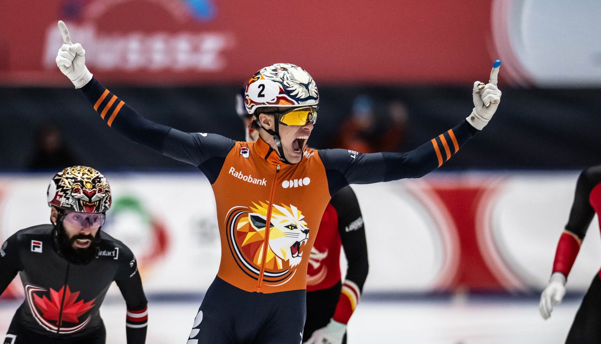 Van ‘t Wout roars back into contention and Koreans make relay statement in Gdansk