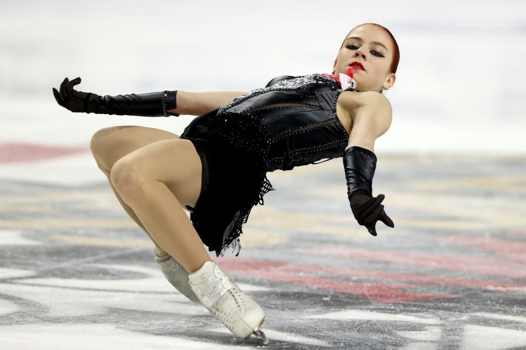 Spectacular Alexandra Trusova (RUS) strikes gold at Skate America