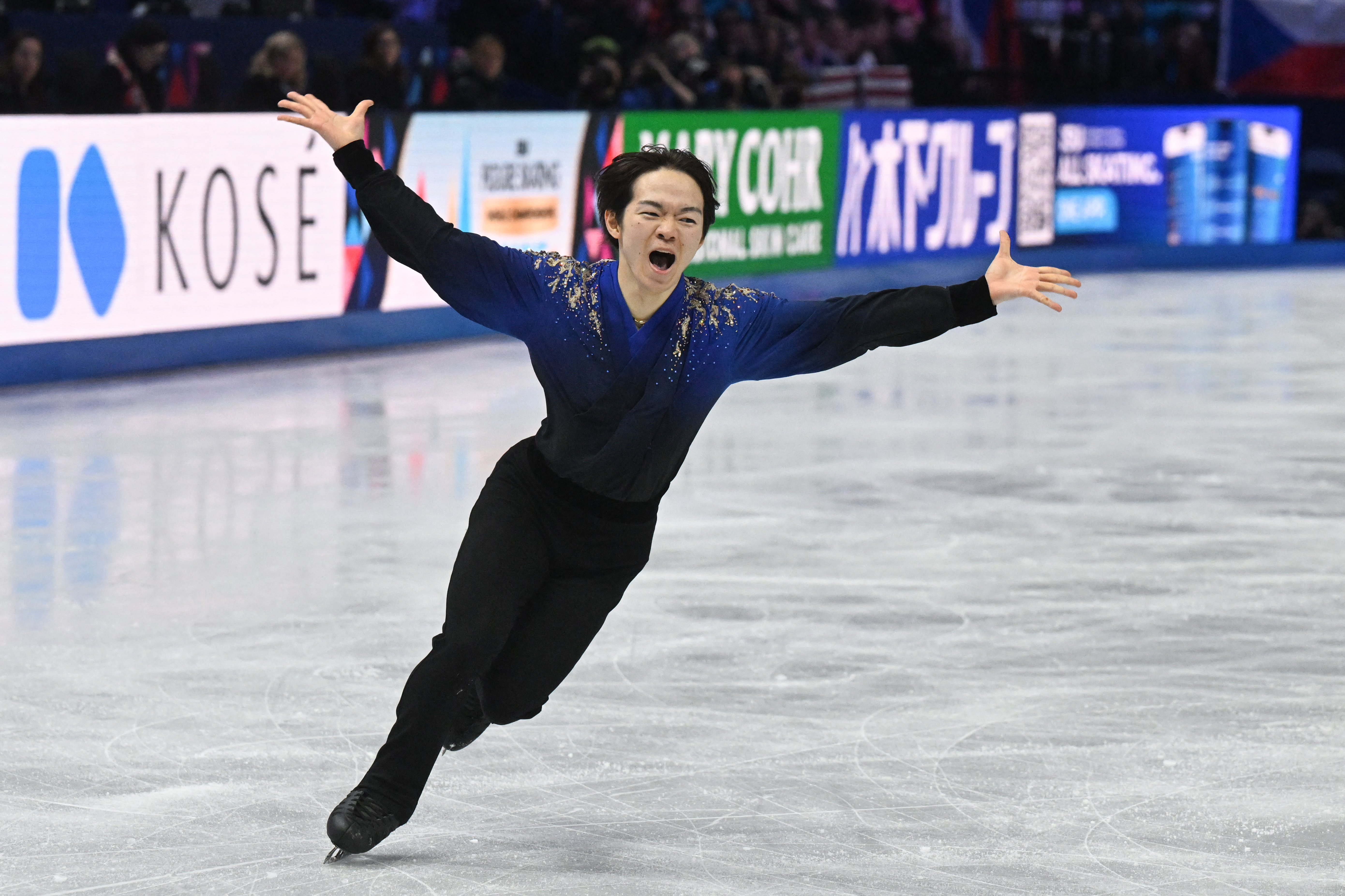 ISU FIGURE SKATING WORLD CHAMPIONSHIPS 1